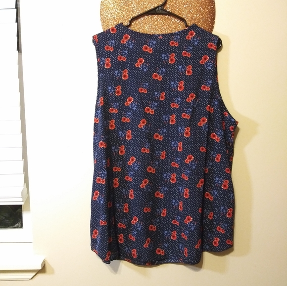 Women's PLUS sleeveless blouse - Picture 5 of 5